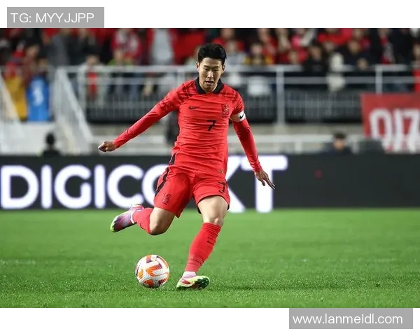 韩国队足球明星阵容全解析他们的实力与成就一览无遗